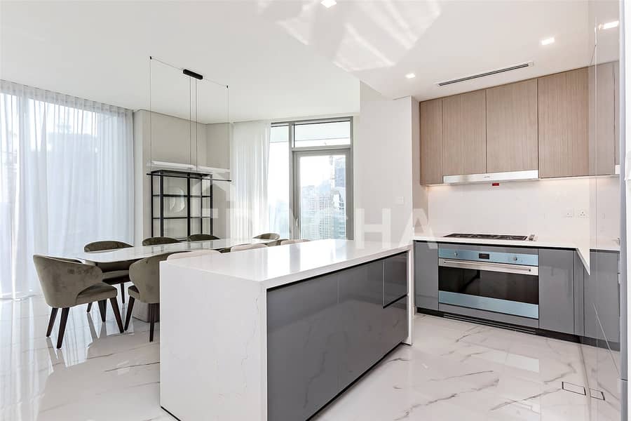 Brand New | Signature Unit | Marina and Palm view - Image 37