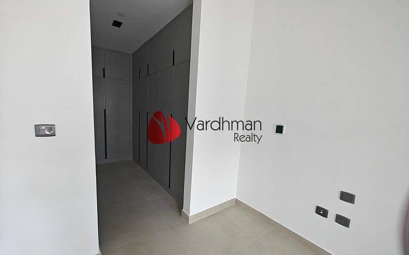 ELEGANT 2 BR | UNFURNISHED | READY TO MOVE IN