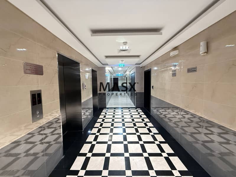 Close to Metro | High ROI | Prime Location | Vacant & Tenanted Both Opt - Image 22