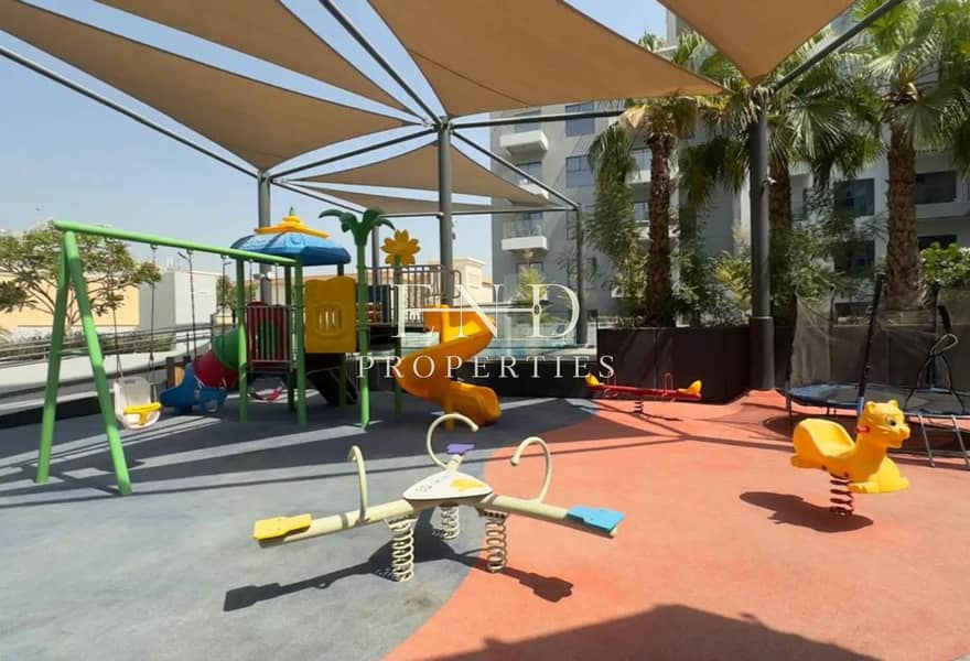 Large Layout | New Build | Closed Kitchen - Image 10