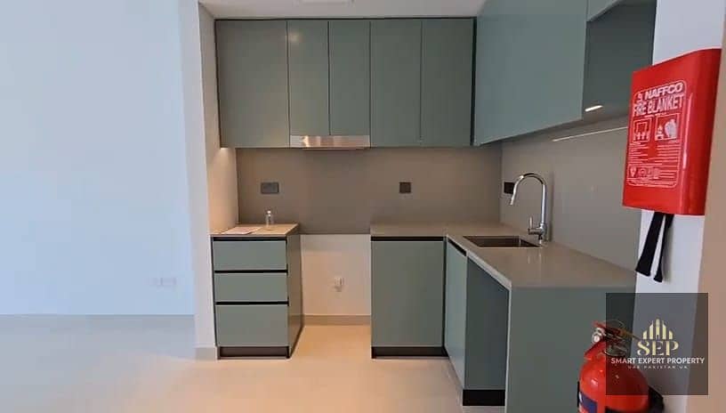 Spacious 1BR in City Walk | Vacant | Burj View