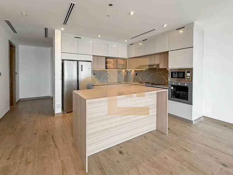 Large Size | 3 Baths| Equipped Kitchen - Image 3