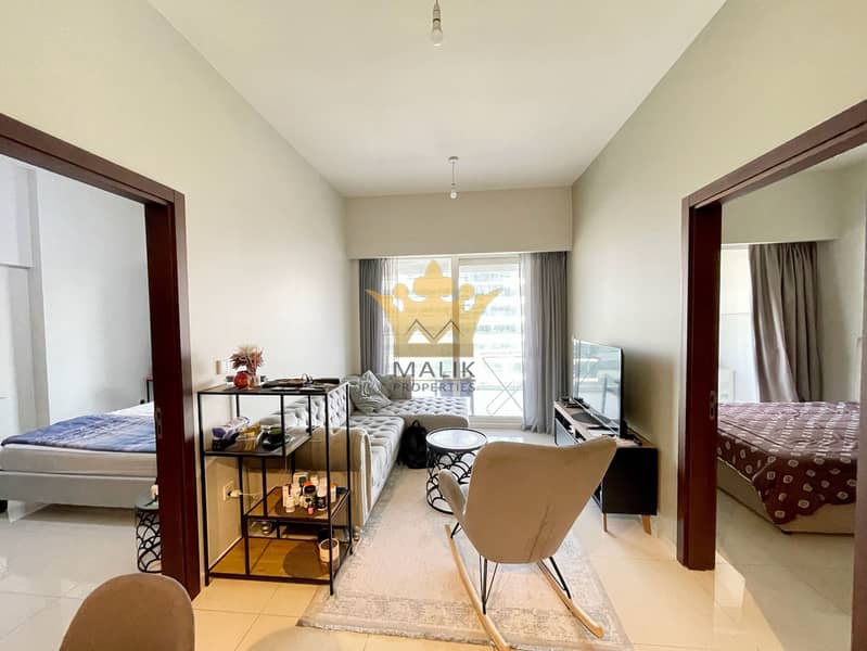 Luxurious 2-Bedroom Apartment with Canal View