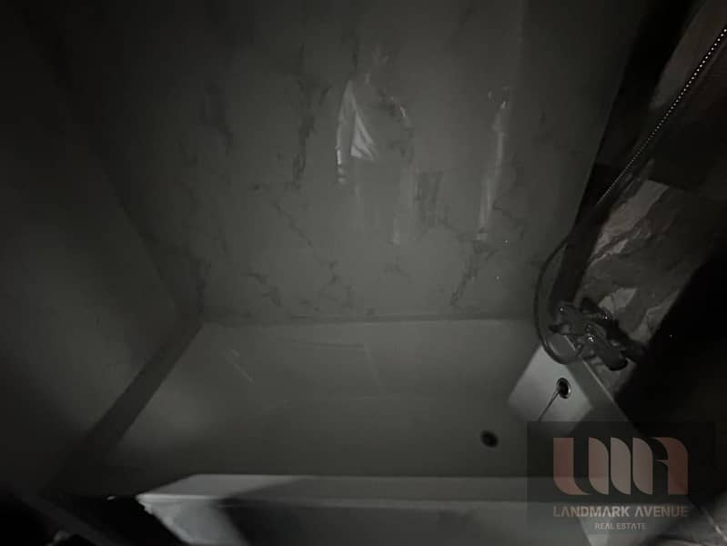 Fully Furnished | High Floor | Canal View - Image 14