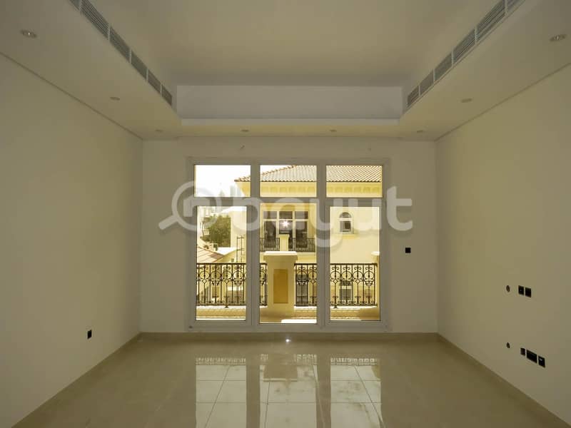 Brand New 5 Bedroom Villa with Private Garden Available for Rent in Jumeirah 2