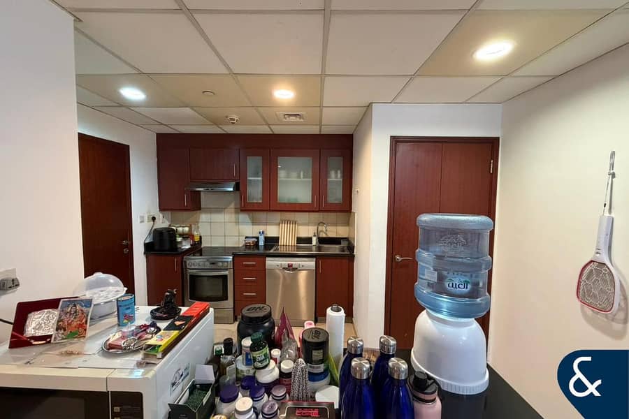 One Bedroom | High Floor | Sea View | - Image 11