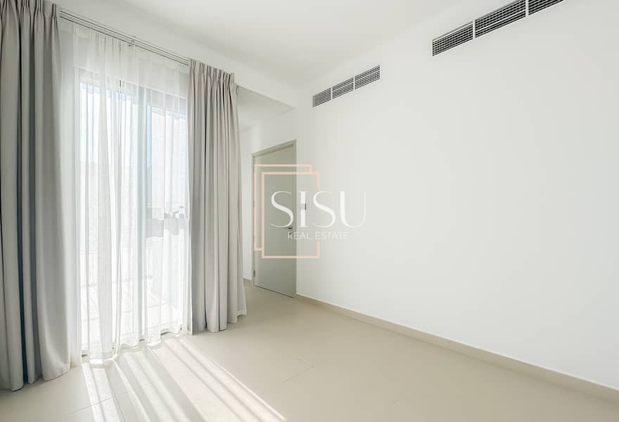 Single Row | End Unit | Close to Amenities - Image 15