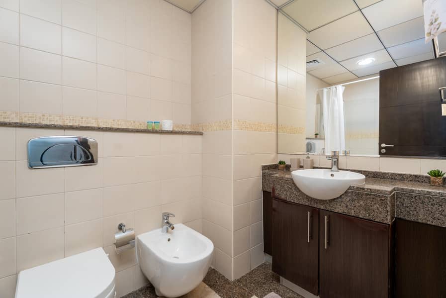 Gleaming / Marina View / Ain Dubai View / Bay Central - Image 12