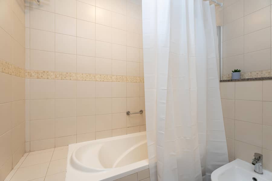 Gleaming / Marina View / Ain Dubai View / Bay Central - Image 15