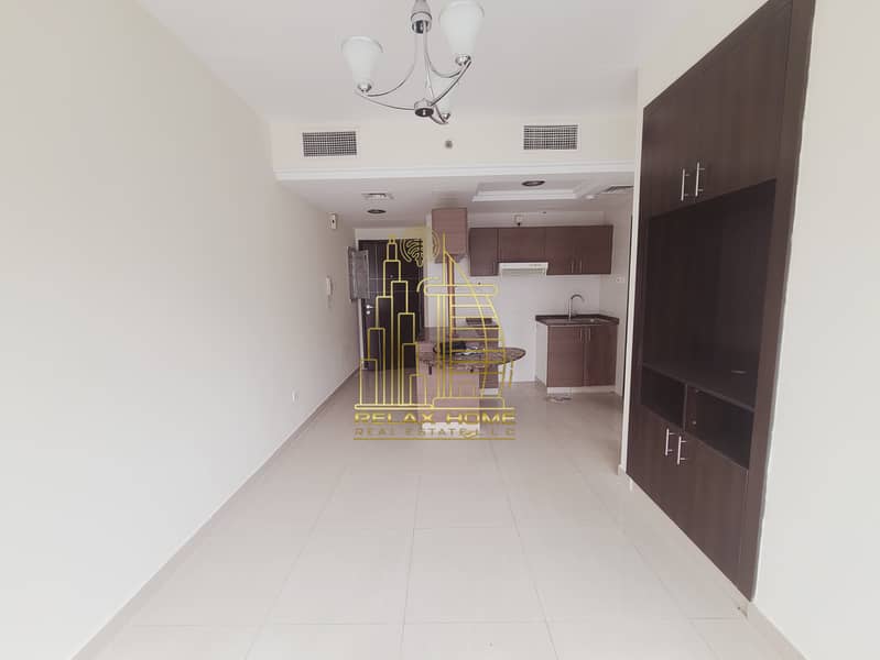 Spacious Studio | Prime Location | Near Mall of the Emirates
