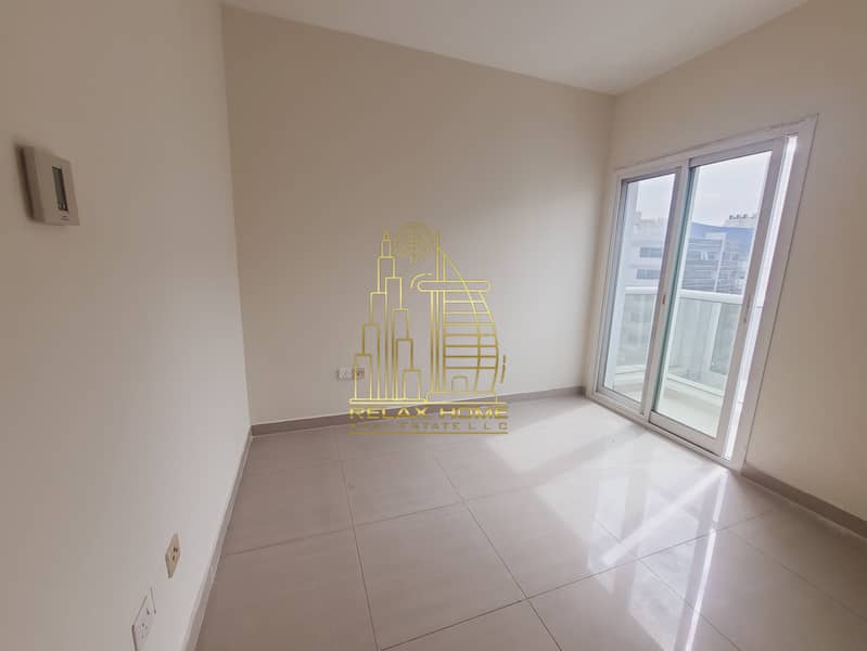 Spacious Studio | Prime Location | Near Mall of the Emirates - Image 11
