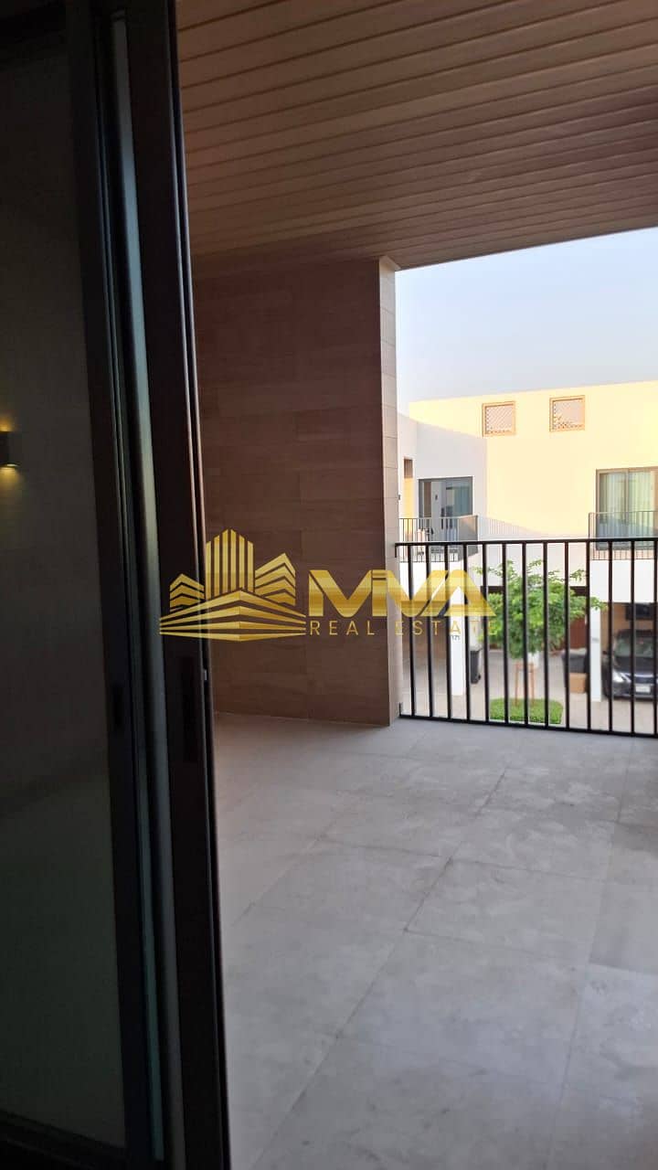 3-bedroom + maid’s villa - Image 11