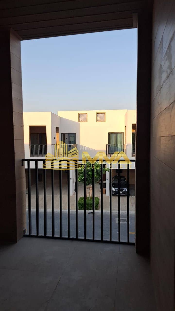 3-bedroom + maid’s villa - Image 33