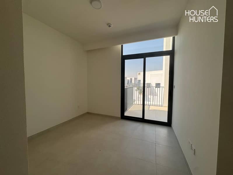 Greenery facing | Brand New | Ready | 3 Bed