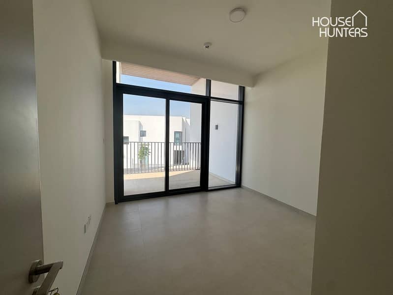 Greenery facing | Brand New | Ready | 3 Bed - Image 10