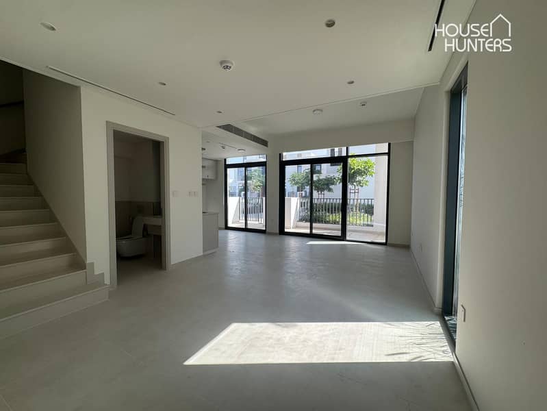 Corner unit | Greenery view | Brand New - Image 9