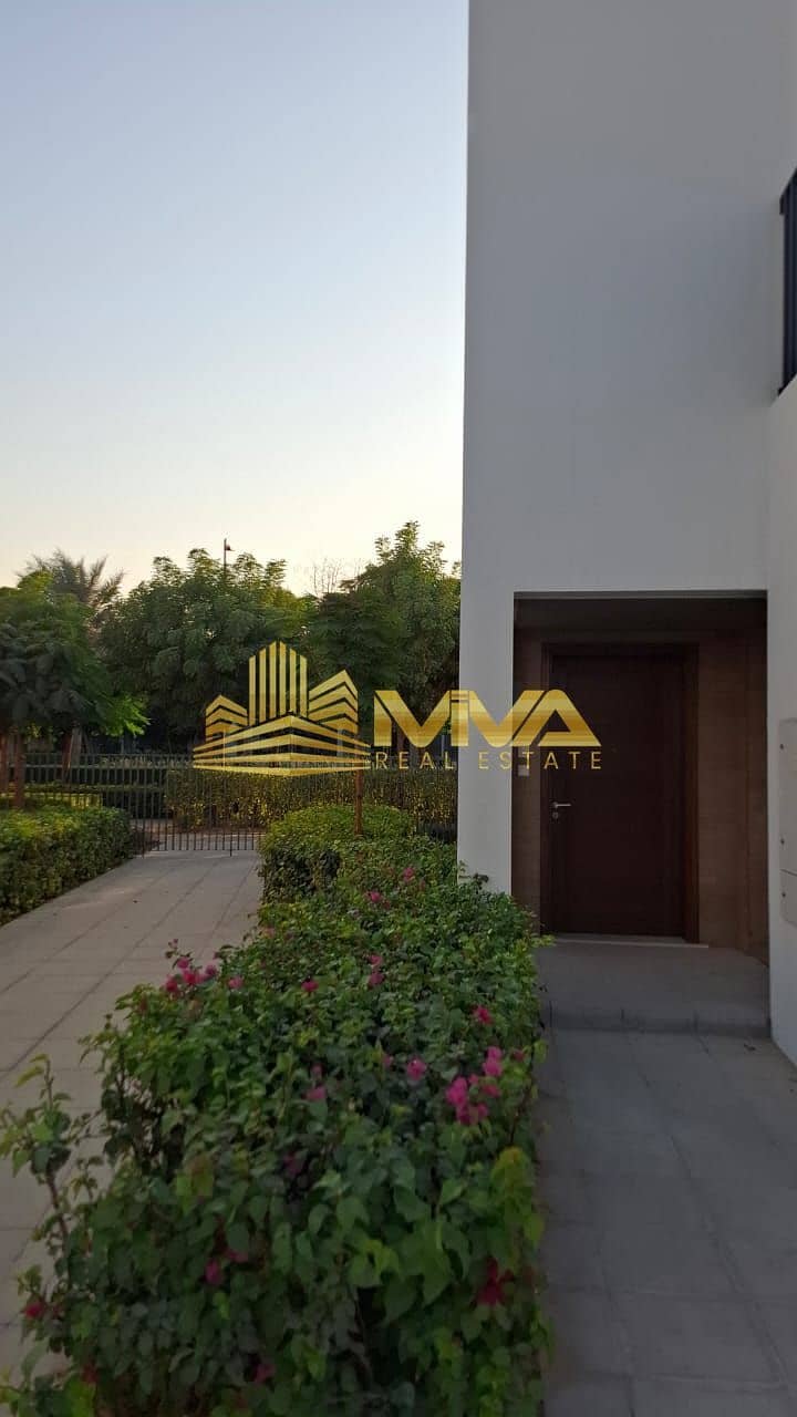 3-bedroom + maid’s villa - Image 36