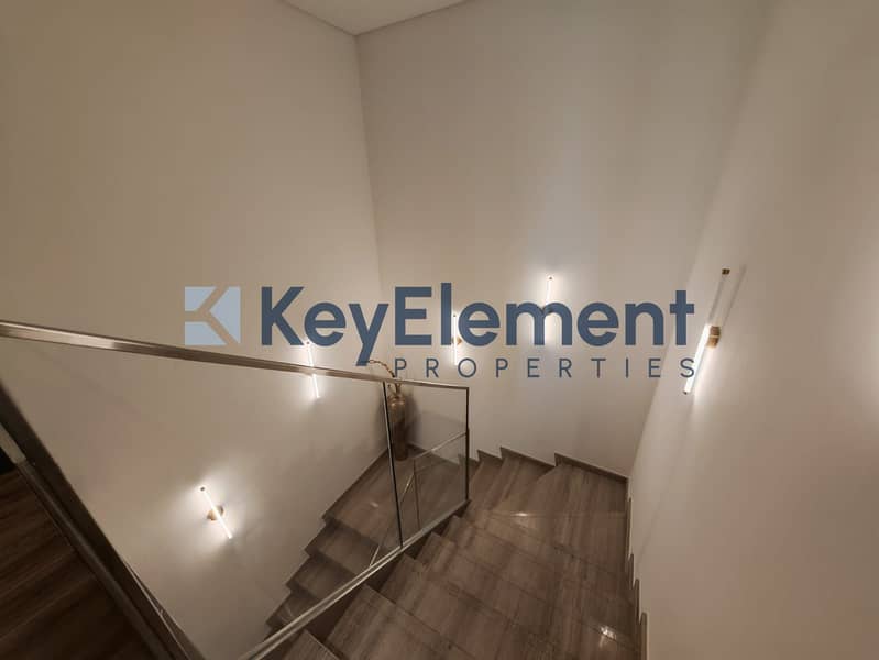 Stunning 2 Bedroom Duplex | Podium Level | BLVD Heights Tower - Image 10