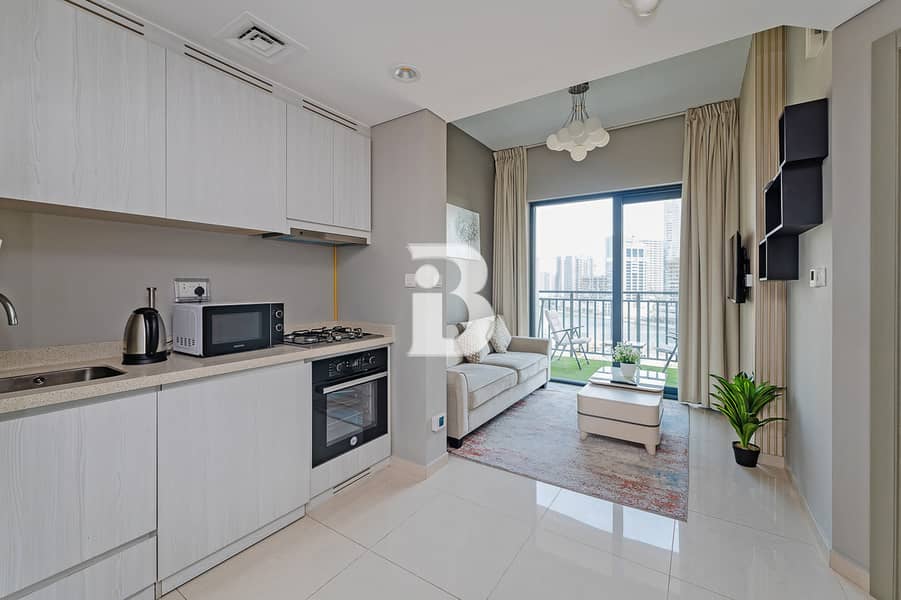Vacant on Transfer| Furnished | Spacious Layout