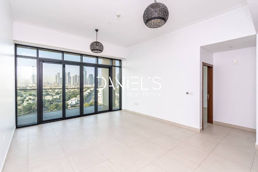 Available in Feb | Vida Hills | Chiller Free