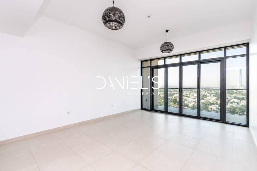 Available in Feb | Vida Hills | Chiller Free