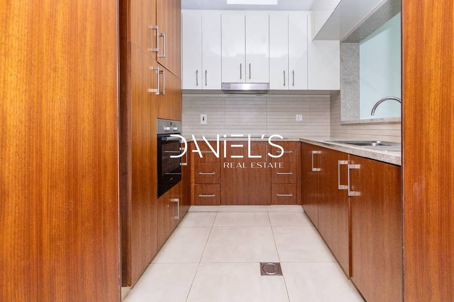 Available in Feb | Vida Hills | Chiller Free