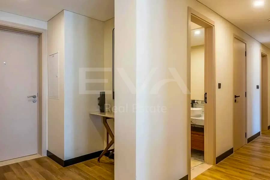 Fully Upgraded | Burj and Sea View | Corner Unit - Image 11