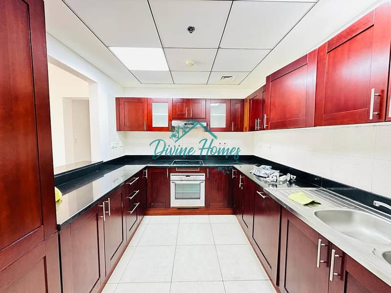 Exclusive | 2+Maids Room High Floor | Vacant Soon - Image 7