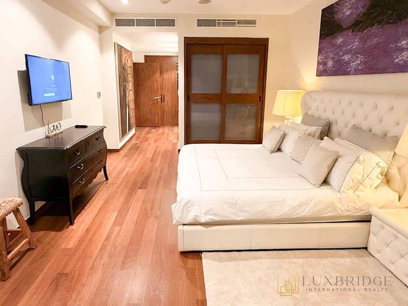 Unfurnished | 2 Garage Parking | Spacious - Image 20