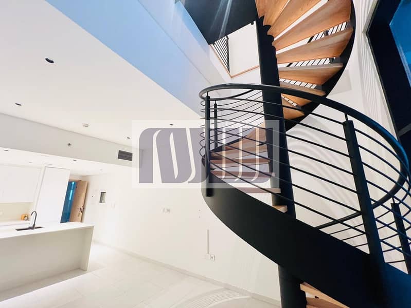 Available 1Br Duplex| Modern Layout | Open Kitchen