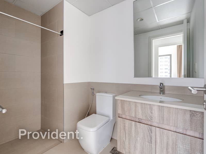 Open Park View | Special Amenities | Tenanted - Image 10