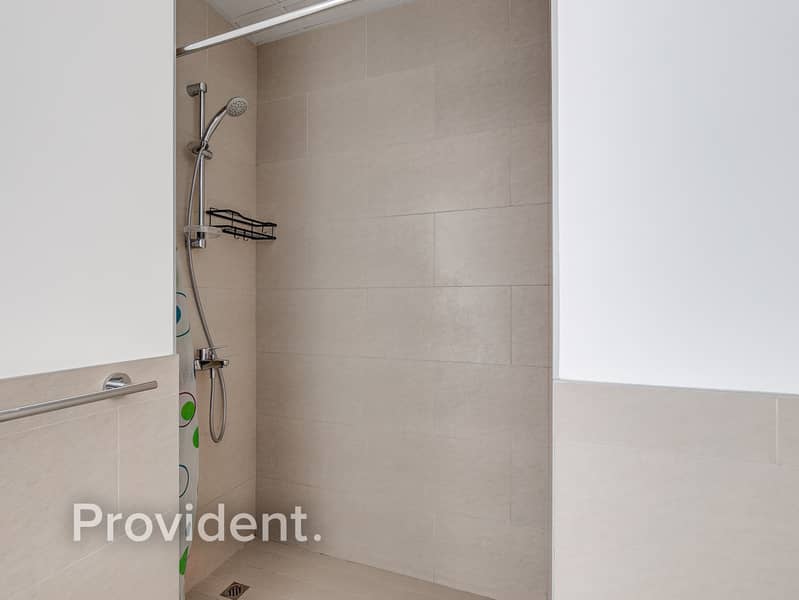 Open Park View | Special Amenities | Tenanted - Image 11