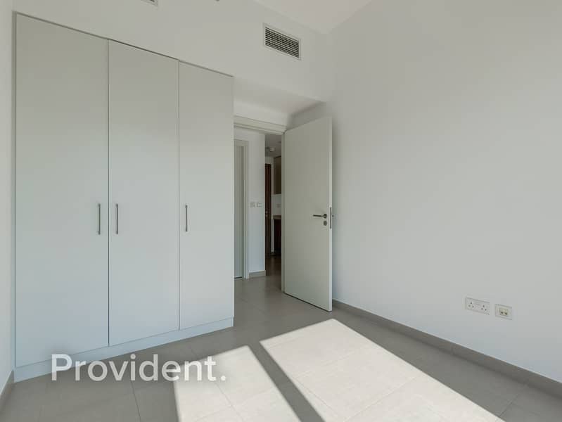 Open Park View | Special Amenities | Tenanted - Image 14