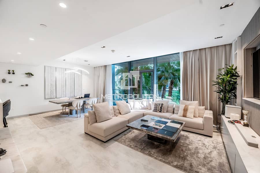 Upgraded | Furnished | Garden View | Island Living