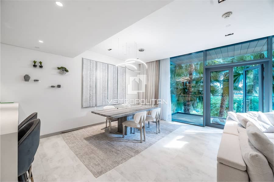 Upgraded | Furnished | Garden View | Island Living