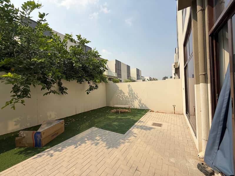 Fully Furnished Luxury 3-Bedroom Villa + Maid’s Room | Perfect Family Home