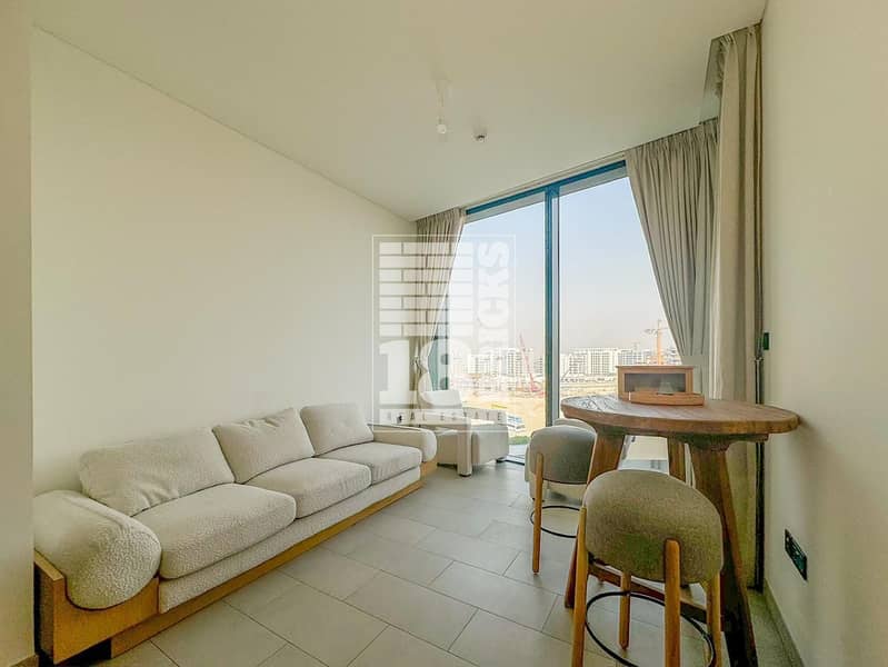 1 Bedroom+ Study | Fully Furnished | Lagoon View
