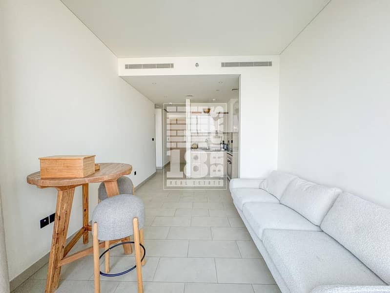 1 Bedroom+ Study | Fully Furnished | Lagoon View