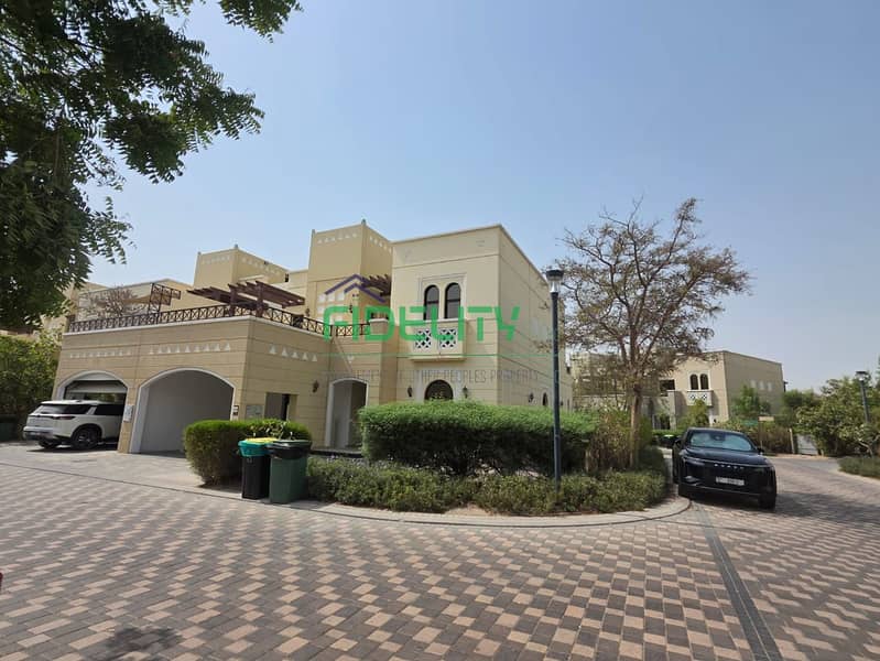 No Commission| Single Row 4BR| Corner Unit | Ready to move in