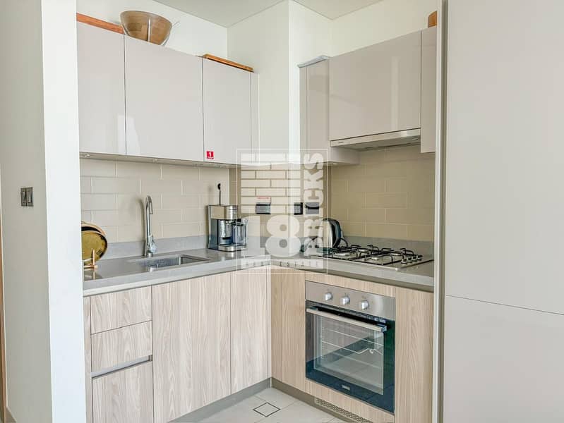 1 Bedroom+ Study | Fully Furnished | Lagoon View - Image 6