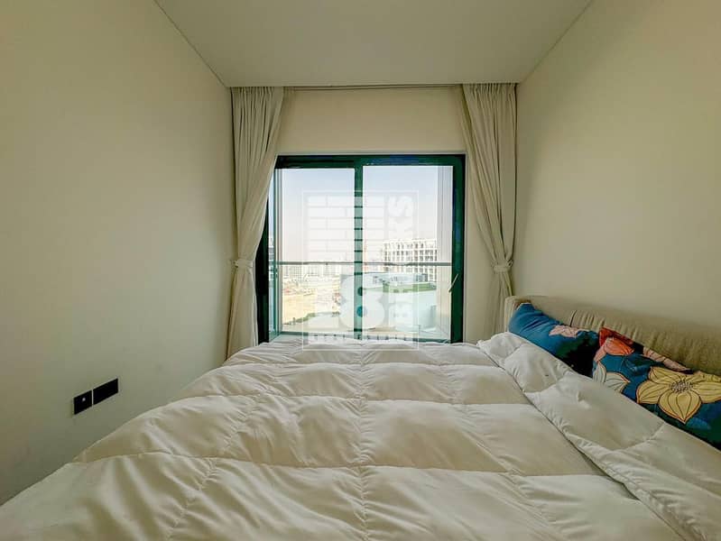 1 Bedroom+ Study | Fully Furnished | Lagoon View - Image 10