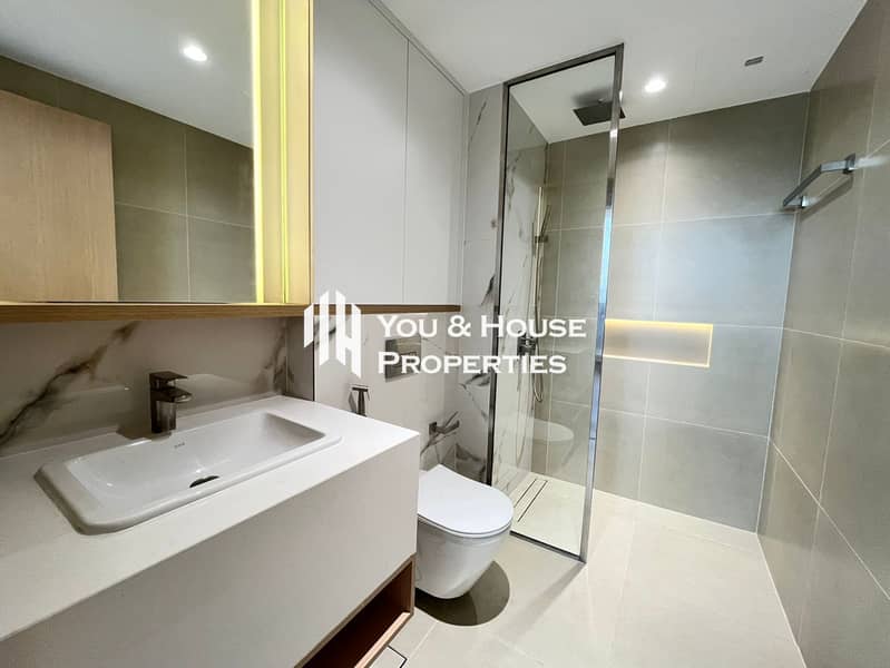 Urban Chic 1-Bed | Smart Layout & Elegant Finishes I Ready To Move In