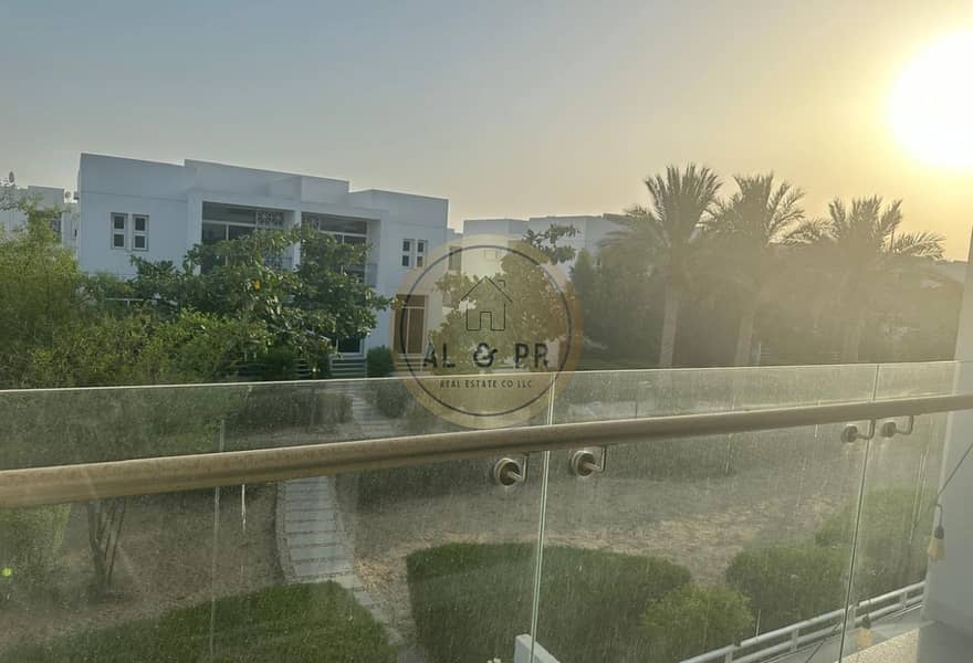 3 BEDS TOWNHOUSE | SPACIOUS LAYOUT |SINGLE ROW - Image 18