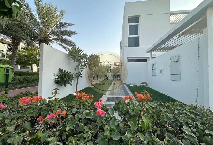 3 BEDS TOWNHOUSE | SPACIOUS LAYOUT |SINGLE ROW - Image 24