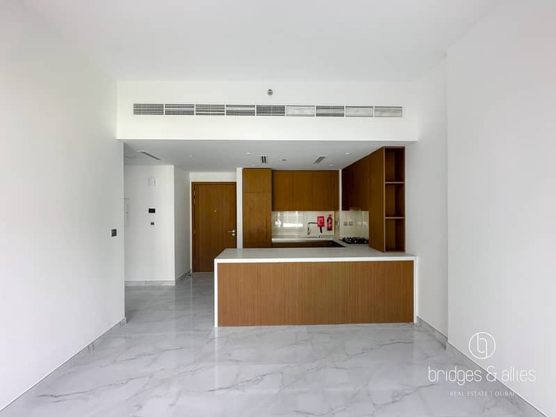 BUILDING READY | POOL VIEW | HIGH ROI - Image 6