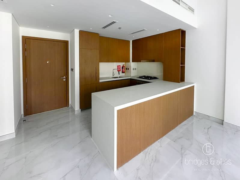 BUILDING READY | POOL VIEW | HIGH ROI - Image 8