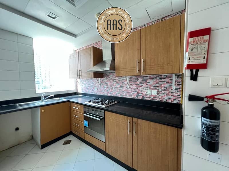 A Grand & Spacious Studio Apartment At HIgh floor Now Available at Chiller free Parking: - Image 8