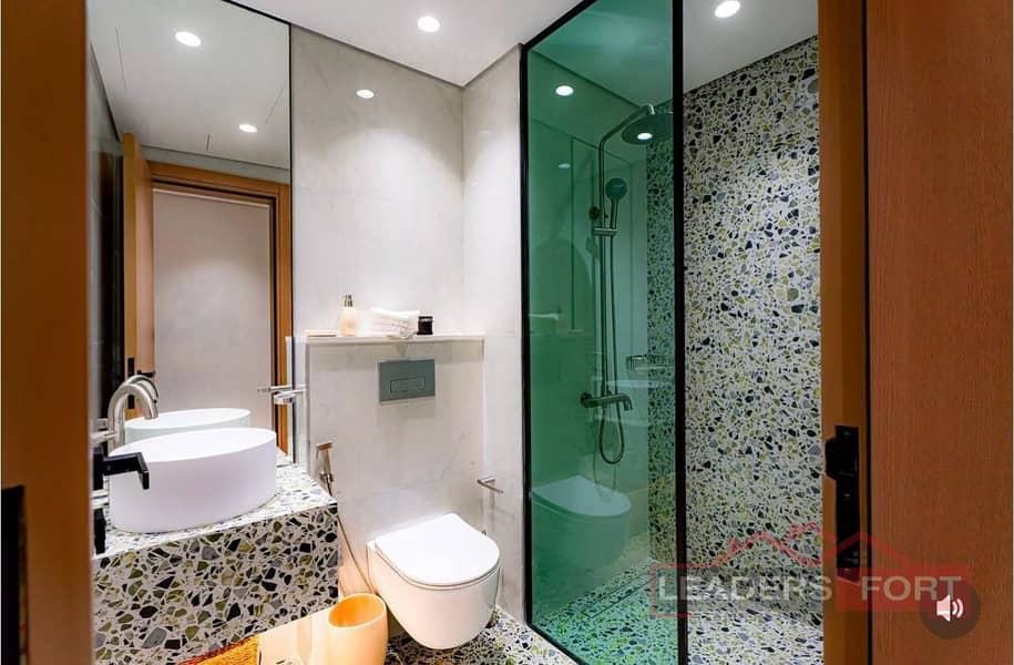 High floor | furnished apartment | close to circle Mall - Image 7