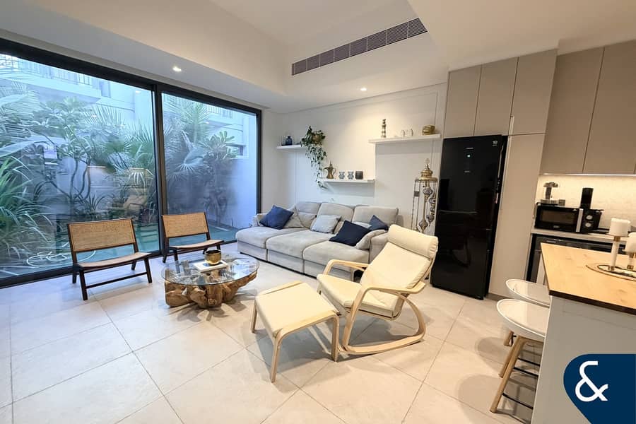 Modern Townhouse | 2 Beds + Maids | Rented