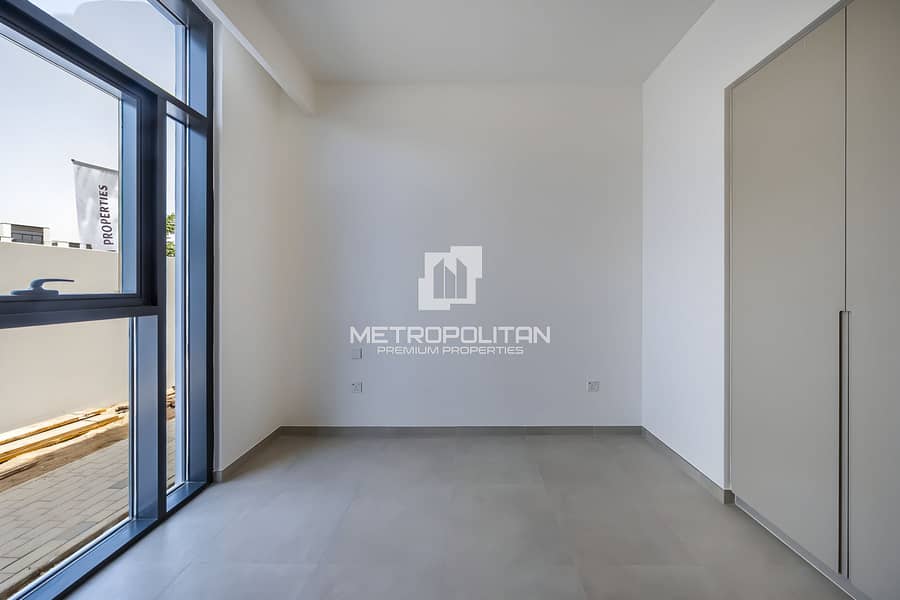 Single Row | Maids Room Included | Huge Layout - Image 11